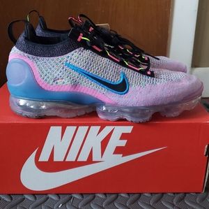 NIKE VAPORMAX21 FLYNIT (WOMENS 11, MEN 9.5) (WOMENS 10.5, MENS 9)